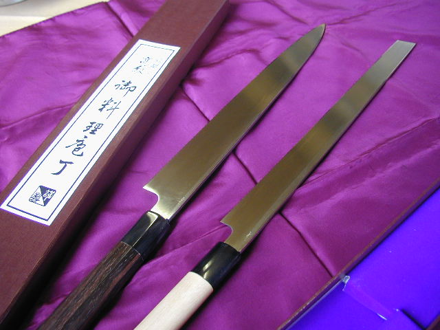 https://www.kitchen-knife.jp/pro/hugusashi2.jpg